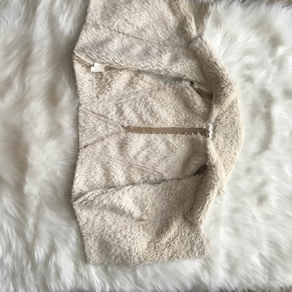 Cute Vest - Picture 3 of 7